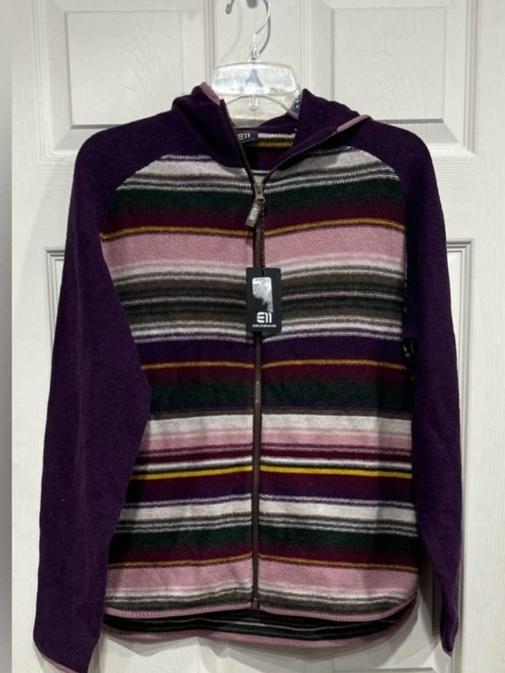 Elevenate Women's Large Montagne Hood Purple Aubergine Jacket Sweater Wool NWT
